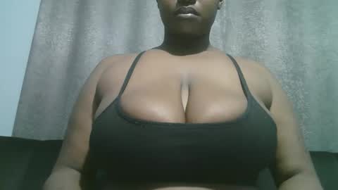 lady_dearra online show from November 2025 02:01:01 AM