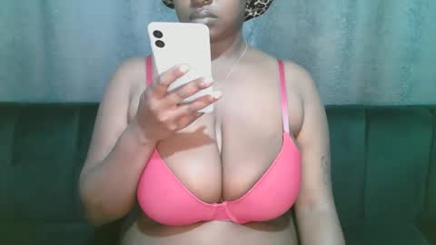 lady_dearra online show from March 2026 03:17:01 AM