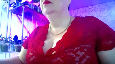 Snapshot of lady_gloria chatting on June 2026 06:27:01 AM Lady Gloria online show from June 2026 06:27:01 AM