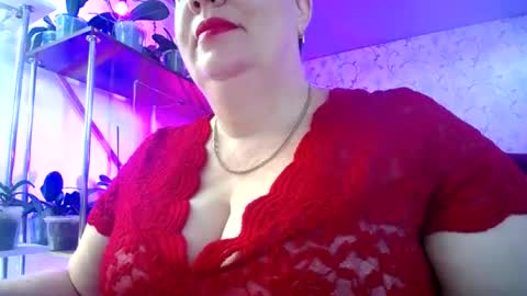 Snapshot of lady_gloria chatting on June 2026 06:29:01 AM Lady Gloria online show from June 2026 06:29:01 AM