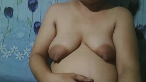 lady_love063 online show from January 2025 10:39:01 PM