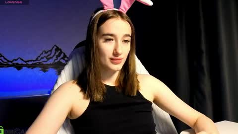 Olivia online show from May 2026 12:30:02 AM