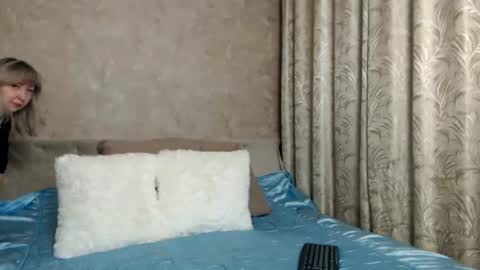 Snapshot of lady_milf_hot chatting on July 2026 02:39:01 AM Sofi online show from July 2026 02:39:01 AM