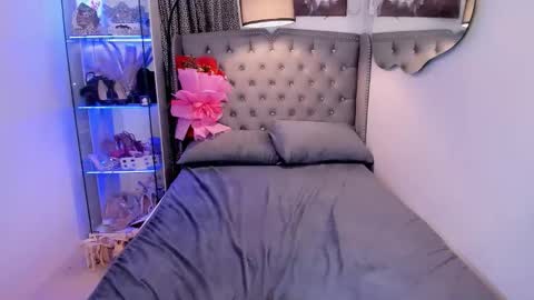 Snapshot of lady_moriseth chatting on November 2025 08:25:01 AM lady_moriseth online show from November 2025 08:25:01 AM