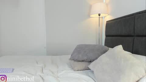 Snapshot of lady_ni chatting on January 2025 12:35:01 PM 700 1300 -5 online show from January 2025 12:35:01 PM