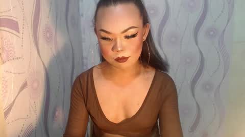 lady_shane26 online show from May 2026 12:37:02 PM