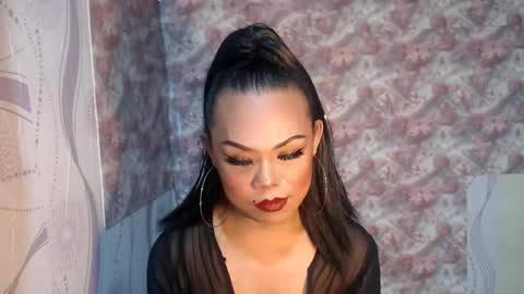 lady_shane26 online show from June 2026 08:18:02 AM