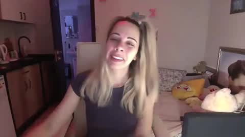 Snapshot of lady_smile69 chatting on November 2025 03:09:01 AM lady_smile69 online show from November 2025 03:09:01 AM