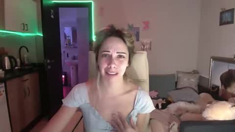 Snapshot of lady_smile69 chatting on November 2025 03:26:02 AM lady_smile69 online show from November 2025 03:26:02 AM