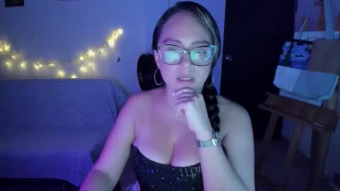 Sophie   online show from November 2025 11:48:01 PM