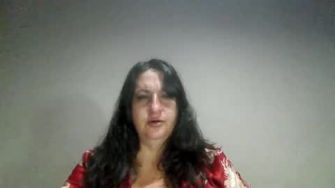 Snapshot of ladyamalisa chatting on November 2025 04:26:02 AM SexyMatureSwitch online show from November 2025 04:26:02 AM