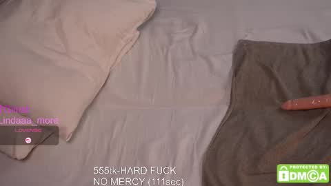 Emma and Karina online show from October 2025 07:01:02 PM