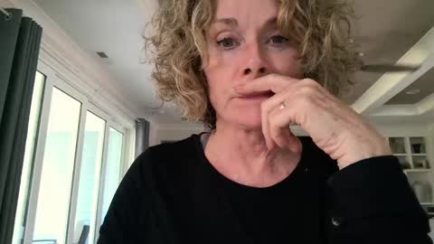 Ladybabs online show from September 2025 06:23:02 PM