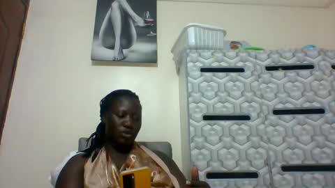 lindah32 online show from January 2025 08:58:02 PM