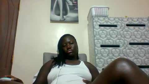 lindah32 online show from January 2025 06:51:01 PM