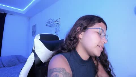  Lady  online show from December 2025 02:16:02 AM