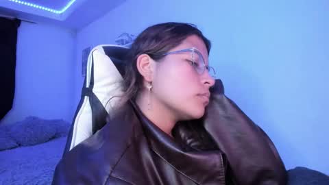  Lady  online show from February 2026 04:50:02 AM