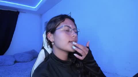  Lady  online show from March 2026 02:07:01 AM