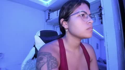  Lady  online show from April 2026 02:56:01 AM