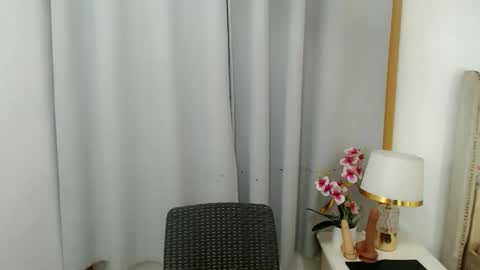 ladyfucker_ online show from September 2025 07:56:02 AM