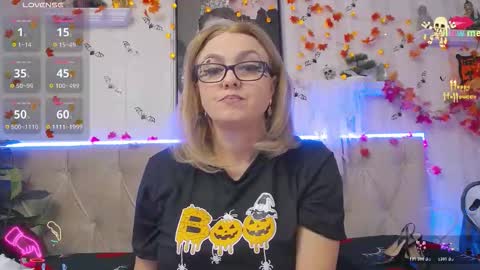 Snapshot of ladyjeen chatting on October 2025 05:15:02 PM Lady Jeen Back on Sunday 8th of December online show from October 2025 05:15:02 PM