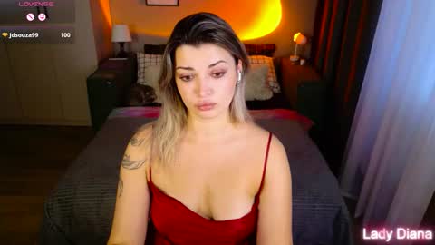 ladylancaster online show from November 2025 12:15:02 PM