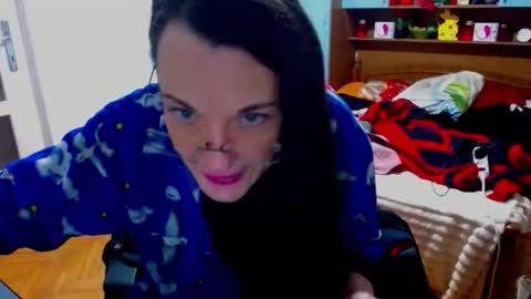 LadyLHoty online show from April 2026 09:49:02 PM