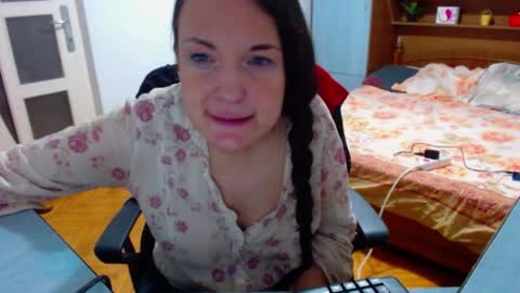 LadyLHoty online show from August 2026 11:03:01 PM