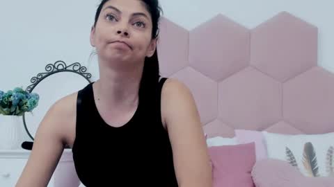 Lia online show from January 2025 08:36:01 AM