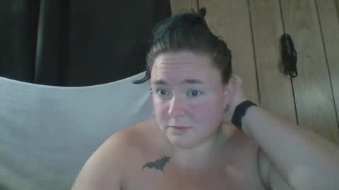 LadyLynn13 online show from October 2025 05:22:02 PM