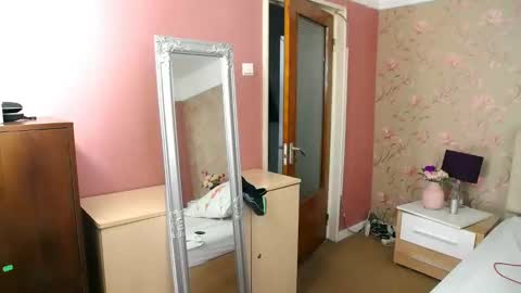 ladymariahx online show from December 2024 10:58:02 PM