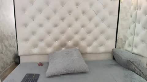 LadyMiaX online show from July 2026 03:54:02 AM