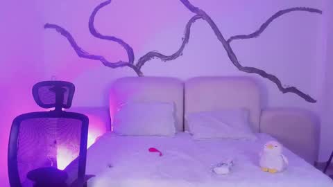 Lady  online show from March 2025 04:17:02 AM