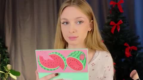 Snapshot of lafeti chatting on December 2025 06:23:01 AM Lilia online show from December 2025 06:23:01 AM