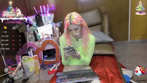 Skinnygirl online show from January 2025 04:10:01 AM