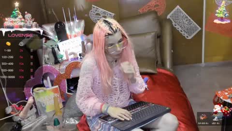 Skinnygirl online show from February 2025 01:15:02 AM