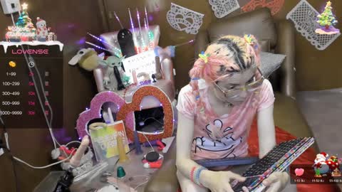 Skinnygirl online show from February 2025 03:48:01 AM