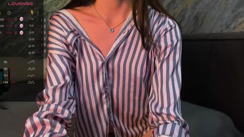 Bella online show from December 2024 11:33:01 AM