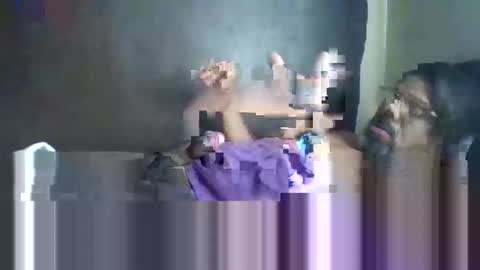 Snapshot of lagenovadura chatting on December 2024 02:05:02 PM La Genova esta Dura beard boy male dick mastubate latinosexy latinohot latino glasses mature strong stronglegs online show from December 2024 02:05:02 PM