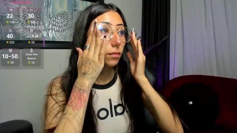 Snapshot of laila_angel chatting on October 2025 02:09:02 AM laila_angel online show from October 2025 02:09:02 AM