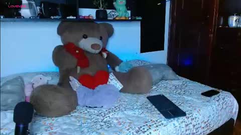 Snapshot of laila_bunny chatting on July 2026 03:23:01 AM Lai online show from July 2026 03:23:01 AM