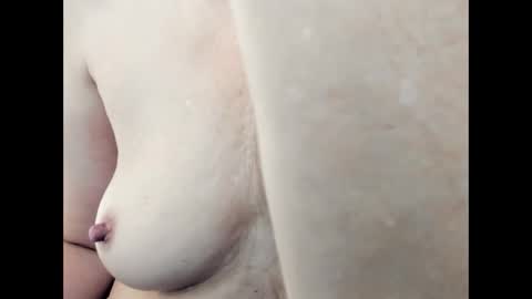 Snapshot of lailasensu chatting on November 2025 05:26:01 PM LAILA online show from November 2025 05:26:01 PM