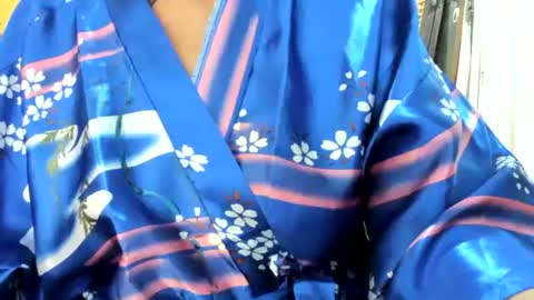 LAILA online show from April 2026 03:17:02 PM