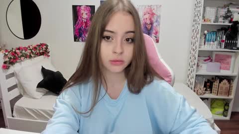 Snapshot of lain__ chatting on December 2024 10:53:02 PM Kira online show from December 2024 10:53:02 PM