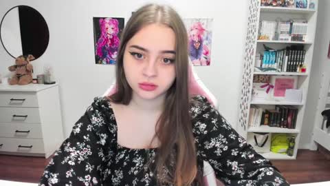 Snapshot of lain__ chatting on January 2025 09:20:01 PM Kira online show from January 2025 09:20:01 PM