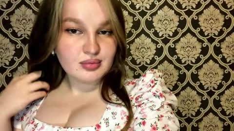 Snapshot of lakeishaschoch chatting on May 2026 05:17:02 PM Mia online show from May 2026 05:17:02 PM