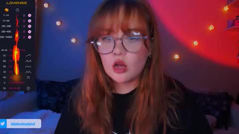 Snapshot of lala_loulou chatting on September 2025 08:10:01 PM Nicky online show from September 2025 08:10:01 PM