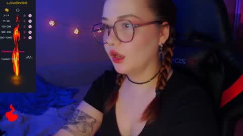 Nicky online show from October 2025 11:44:02 AM