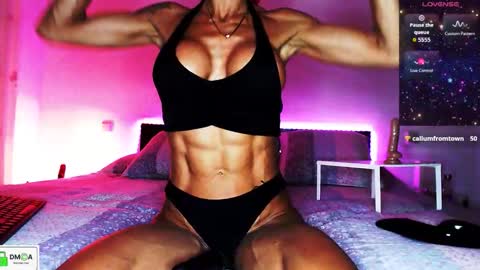 Snapshot of lalolaonly chatting on September 2025 07:04:01 PM Lola online show from September 2025 07:04:01 PM