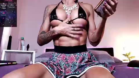 Lola online show from July 2026 07:05:02 PM